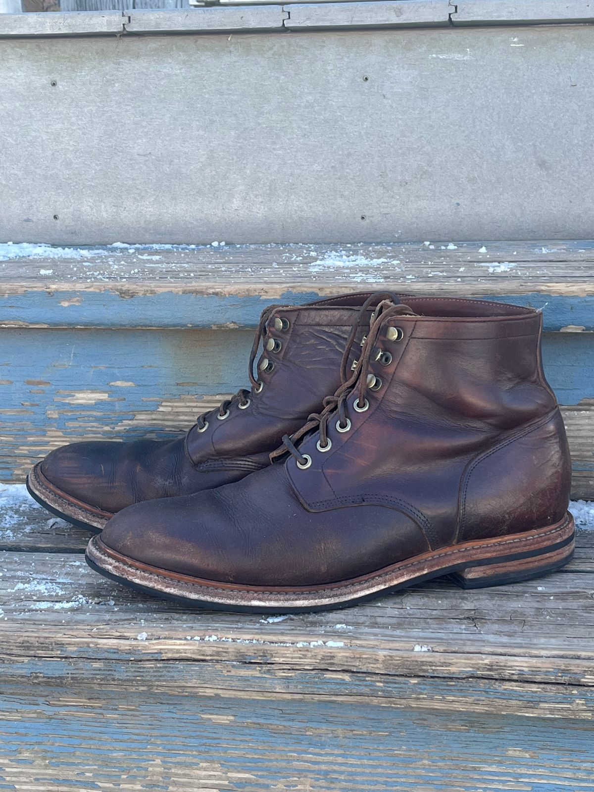 Photo by Chhh1984 on February 1, 2026 of the Grant Stone Diesel Boot in Horween Crimson Chromexcel.