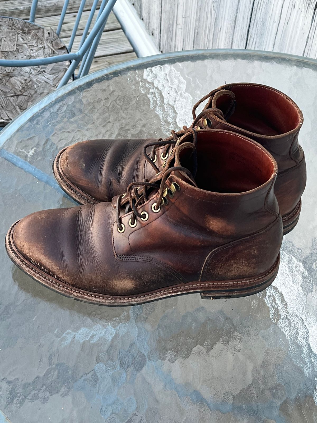 Photo by Chhh1984 on March 12, 2026 of the Grant Stone Diesel Boot in Horween Crimson Chromexcel.
