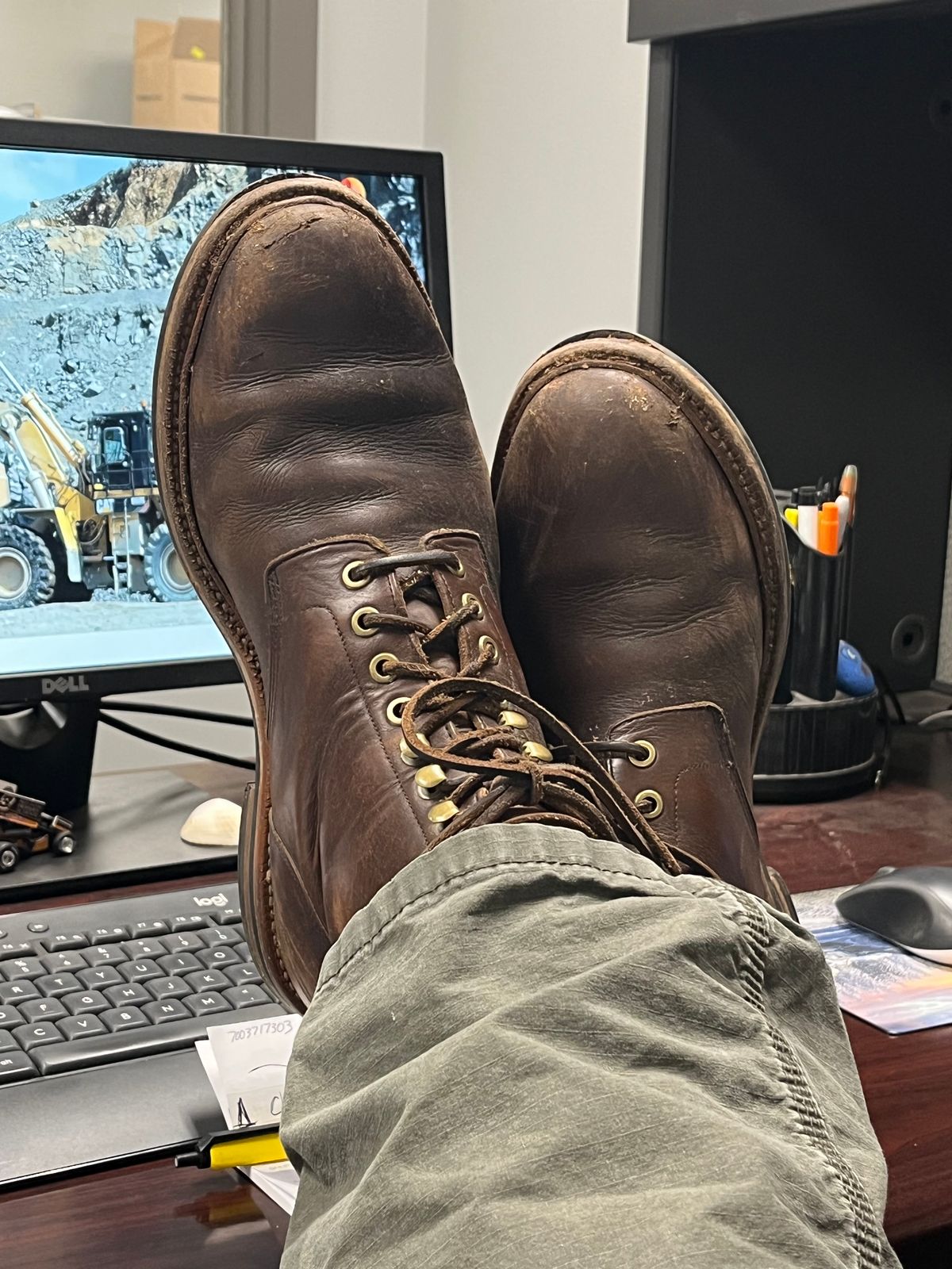 Photo by Chhh1984 on March 31, 2026 of the Grant Stone Diesel Boot in Horween Crimson Chromexcel.