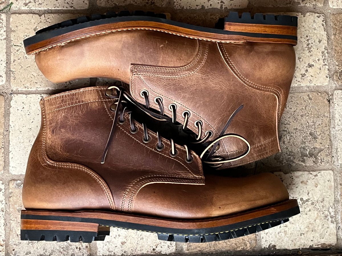 Photo by chhh1984 on October 1, 2024 of the Truman Plain Toe Boot in Horween Natural Cypress.
