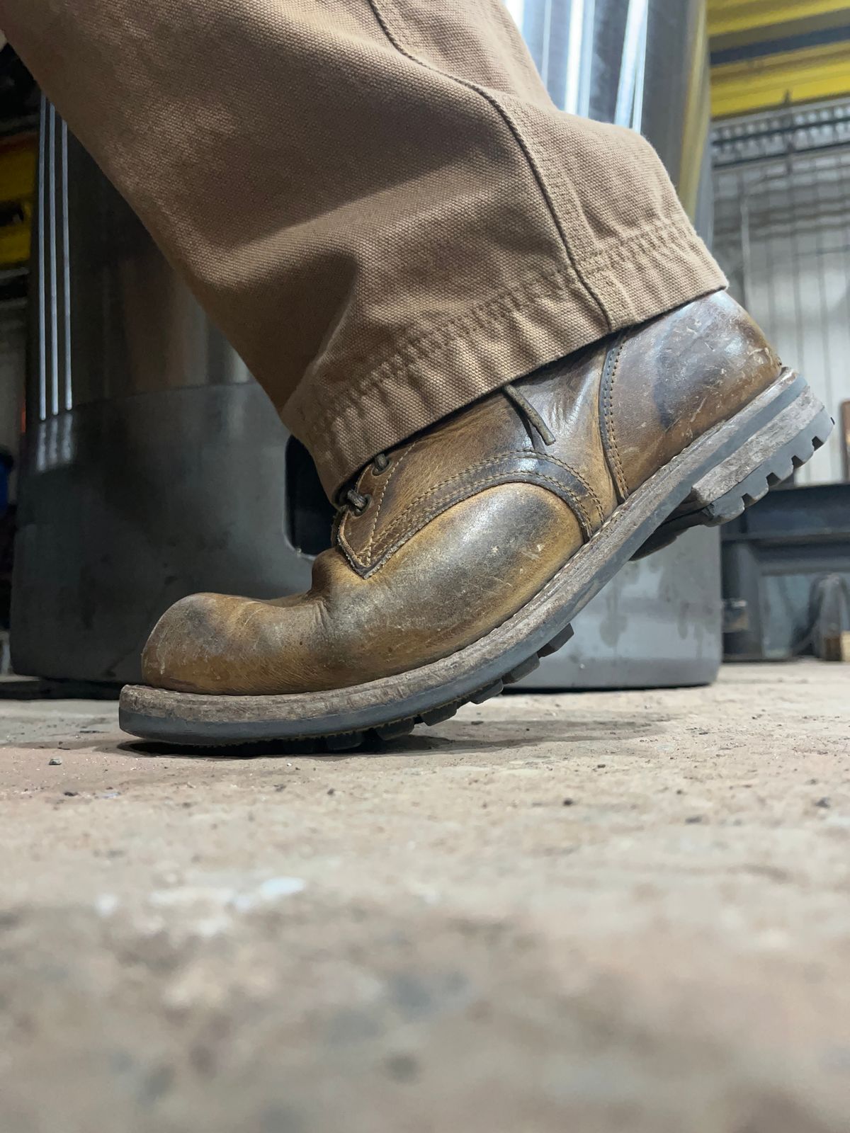 Photo by chhh1984 on February 21, 2025 of the Truman Plain Toe Boot in Horween Natural Cypress.