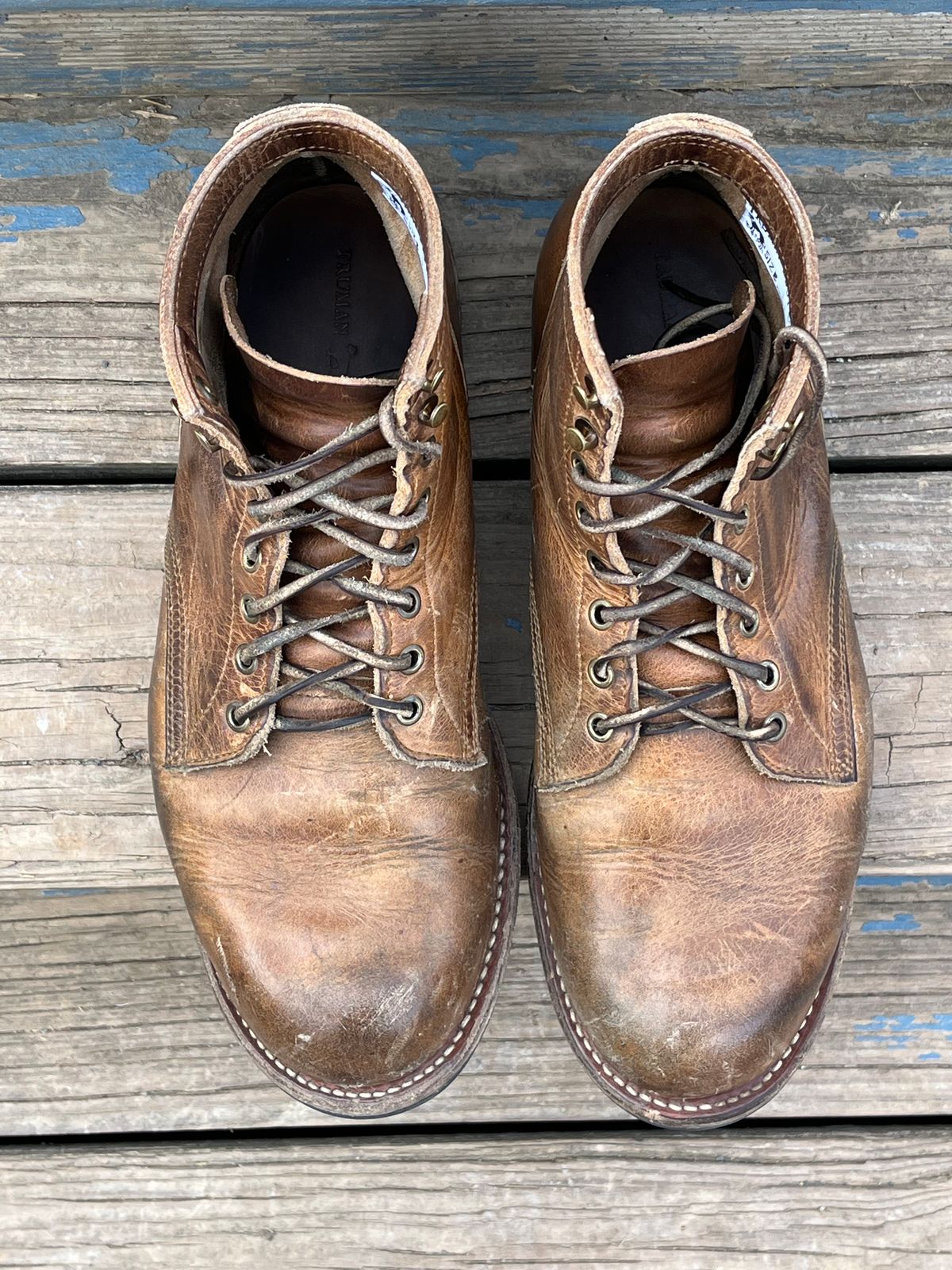 Photo by chhh1984 on March 1, 2025 of the Truman Plain Toe Boot in Horween Natural Cypress.