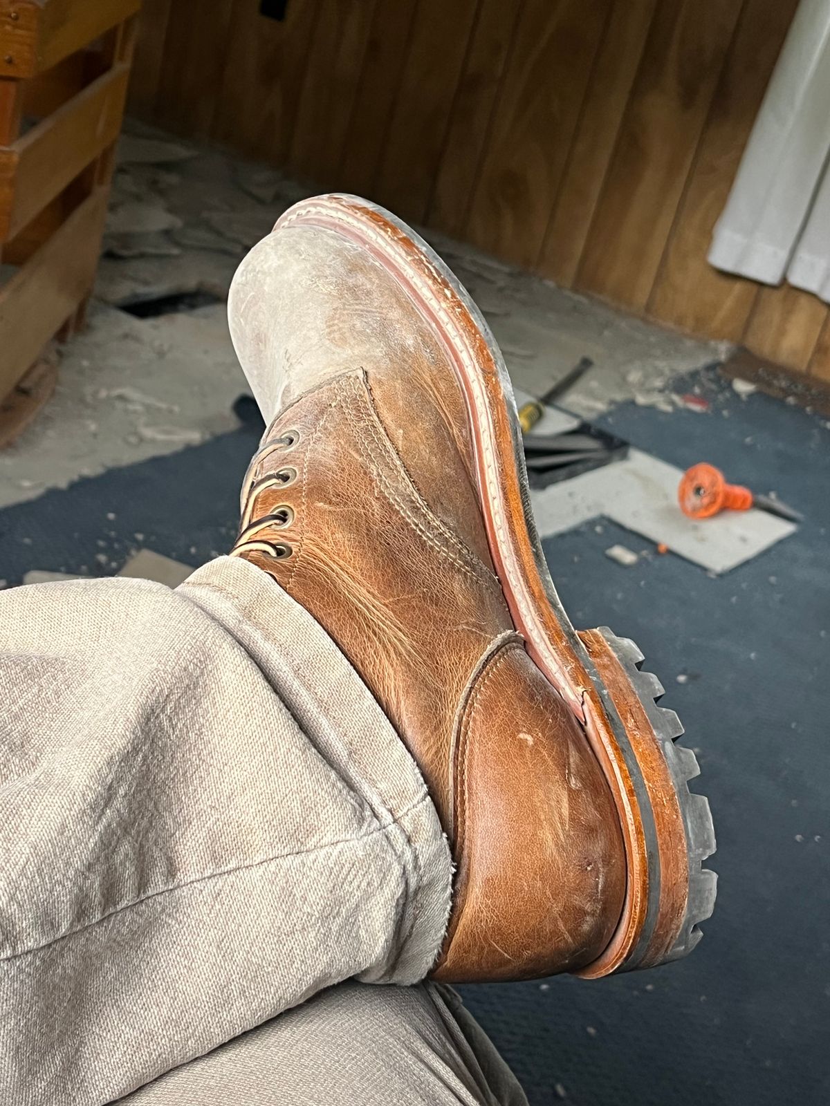Photo by chhh1984 on May 3, 2025 of the Truman Plain Toe Boot in Horween Natural Cypress.