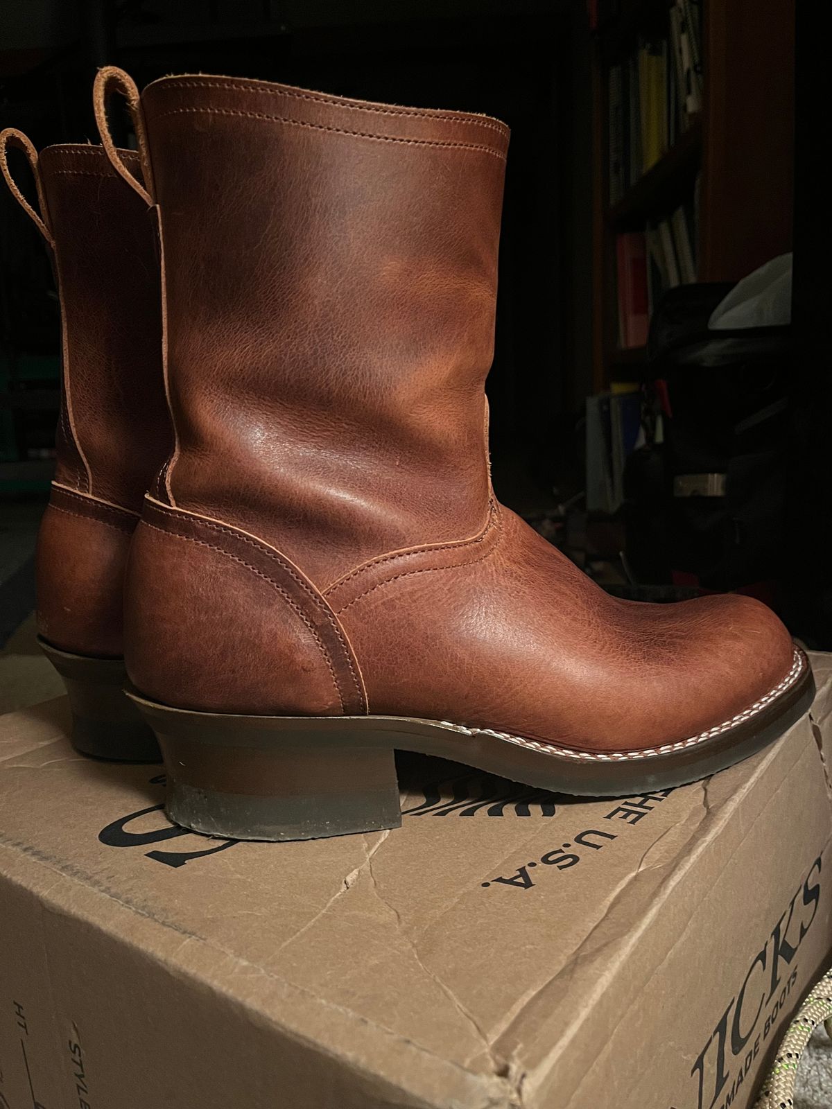 Photo by Chhh1984 on April 18, 2026 of the Nicks Doc Wellington in Italian Brown Cypress.