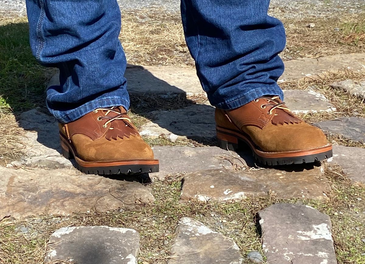 Photo by chhh1984 on October 1, 2023 of the Nicks BuilderPro in Seidel 1964 Brown Roughout.
