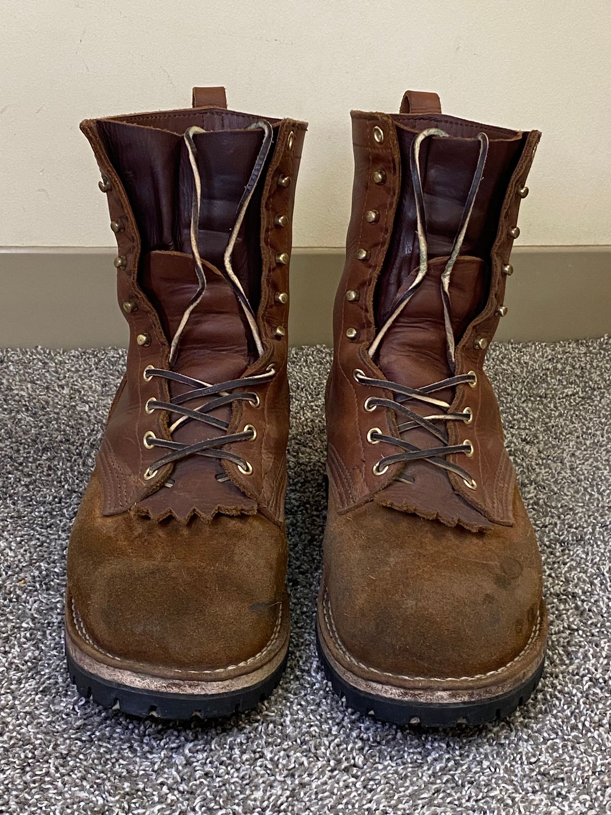 Photo by chhh1984 on November 1, 2023 of the Nicks BuilderPro in Seidel 1964 Brown Roughout.