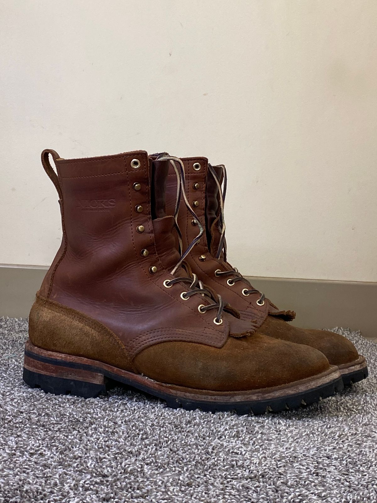 Photo by chhh1984 on November 1, 2023 of the Nicks BuilderPro in Seidel 1964 Brown Roughout.