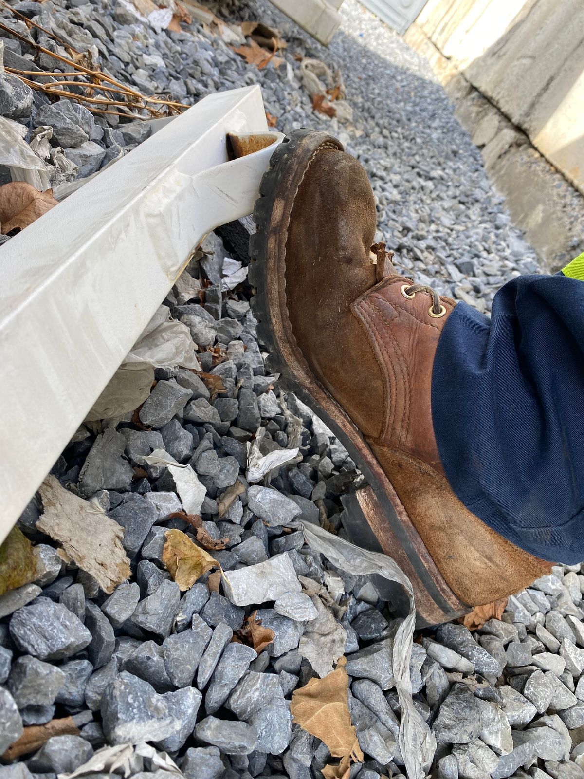 Photo by chhh1984 on December 5, 2023 of the Nicks BuilderPro in Seidel 1964 Brown Roughout.