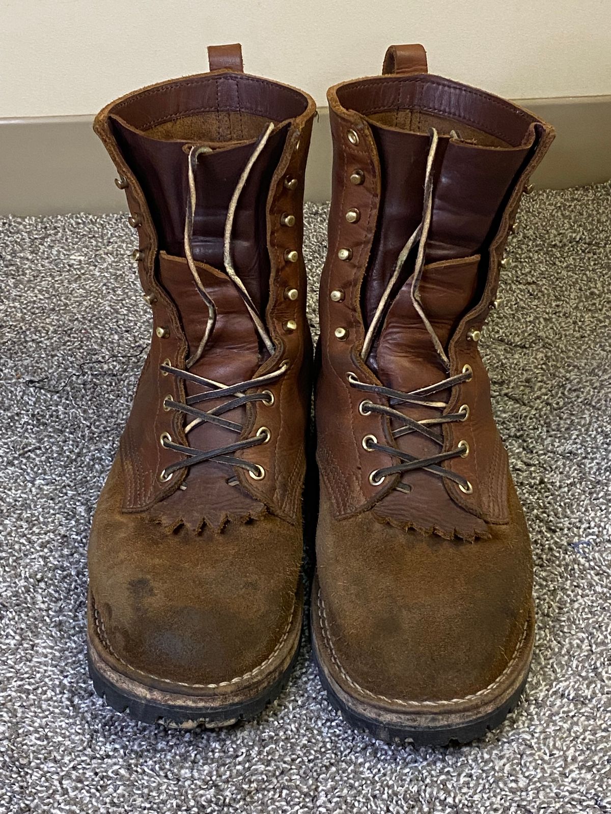 Photo by chhh1984 on December 5, 2023 of the Nicks BuilderPro in Seidel 1964 Brown Roughout.