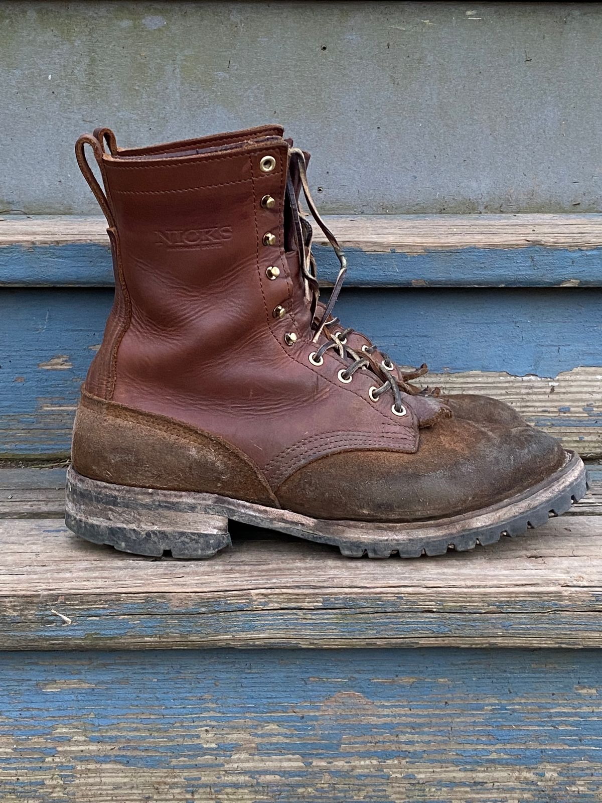 Photo by chhh1984 on January 4, 2024 of the Nicks BuilderPro in Seidel 1964 Brown Roughout.