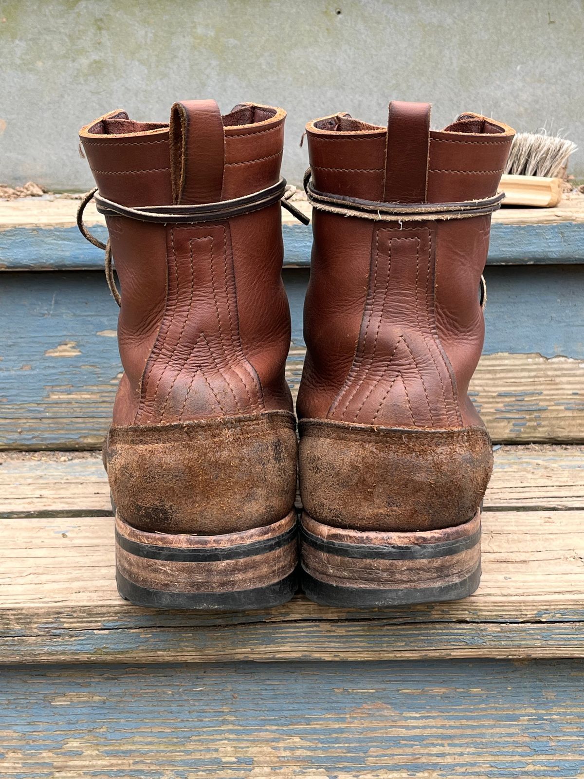 Photo by chhh1984 on April 1, 2024 of the Nicks BuilderPro in Seidel 1964 Brown Roughout.