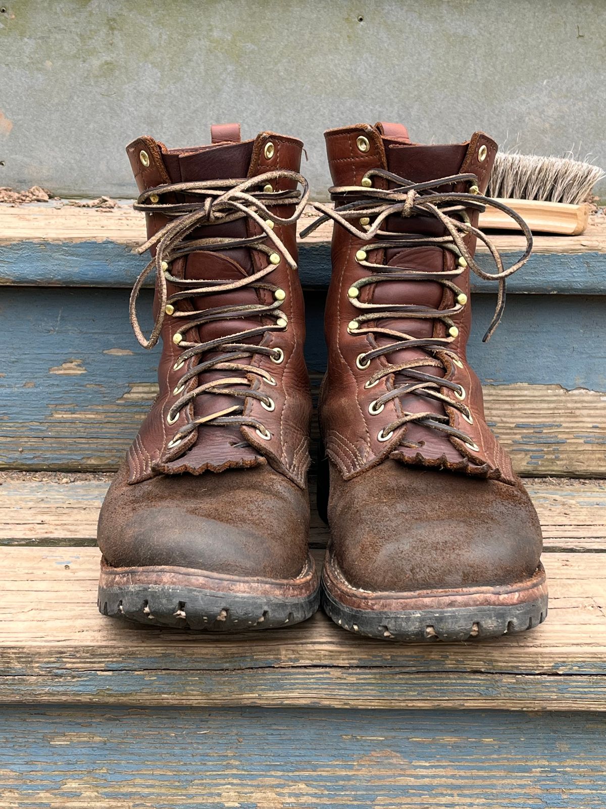 Photo by chhh1984 on April 1, 2024 of the Nicks BuilderPro in Seidel 1964 Brown Roughout.