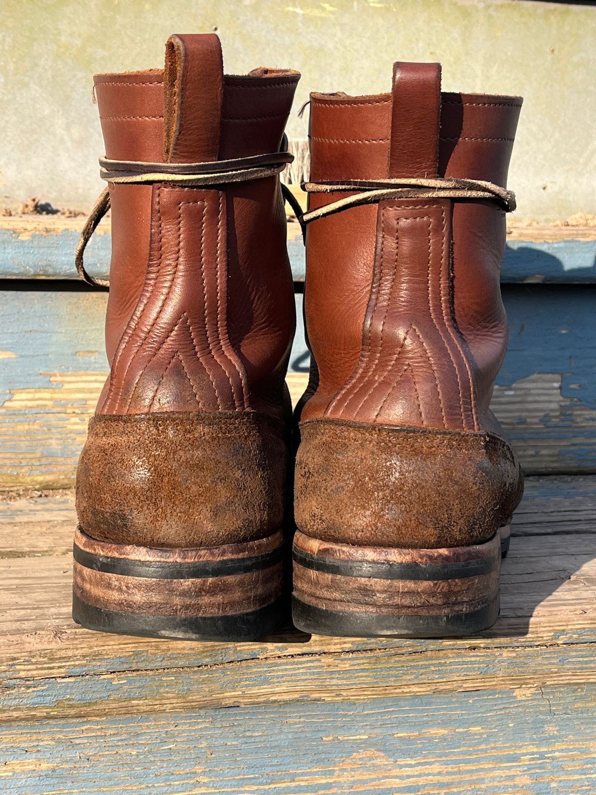 Photo by chhh1984 on April 16, 2024 of the Nicks BuilderPro in Seidel 1964 Brown Roughout.