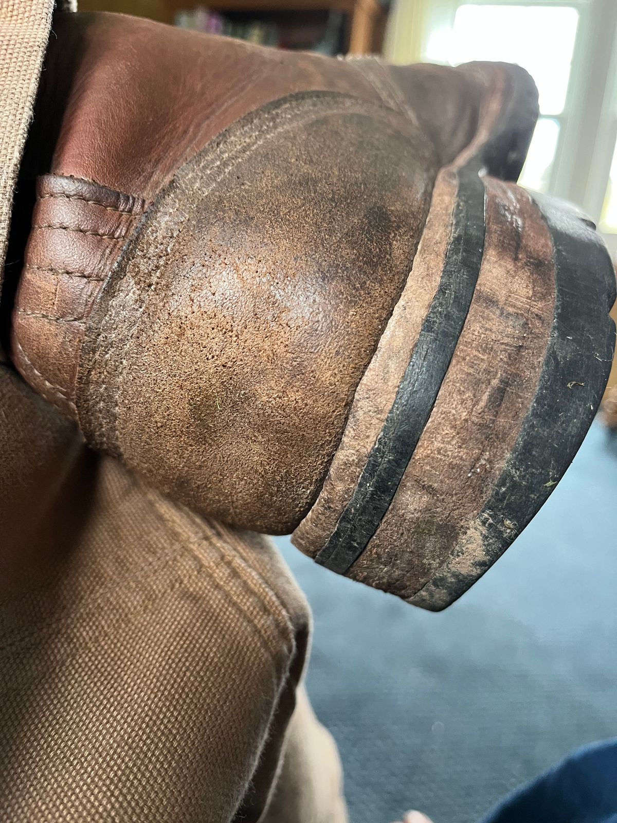 Photo by chhh1984 on April 21, 2025 of the Nicks BuilderPro in Seidel 1964 Brown Roughout.
