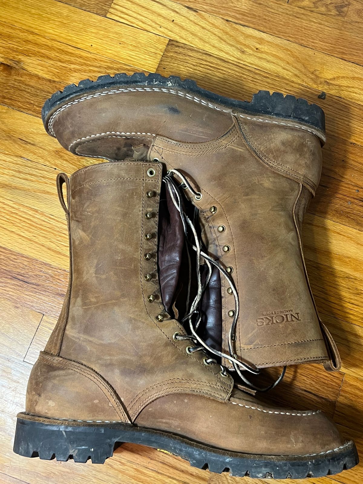 Photo by joji_k on November 6, 2023 of the Nicks WaterWork in Seidel WeatherShield Brown.
