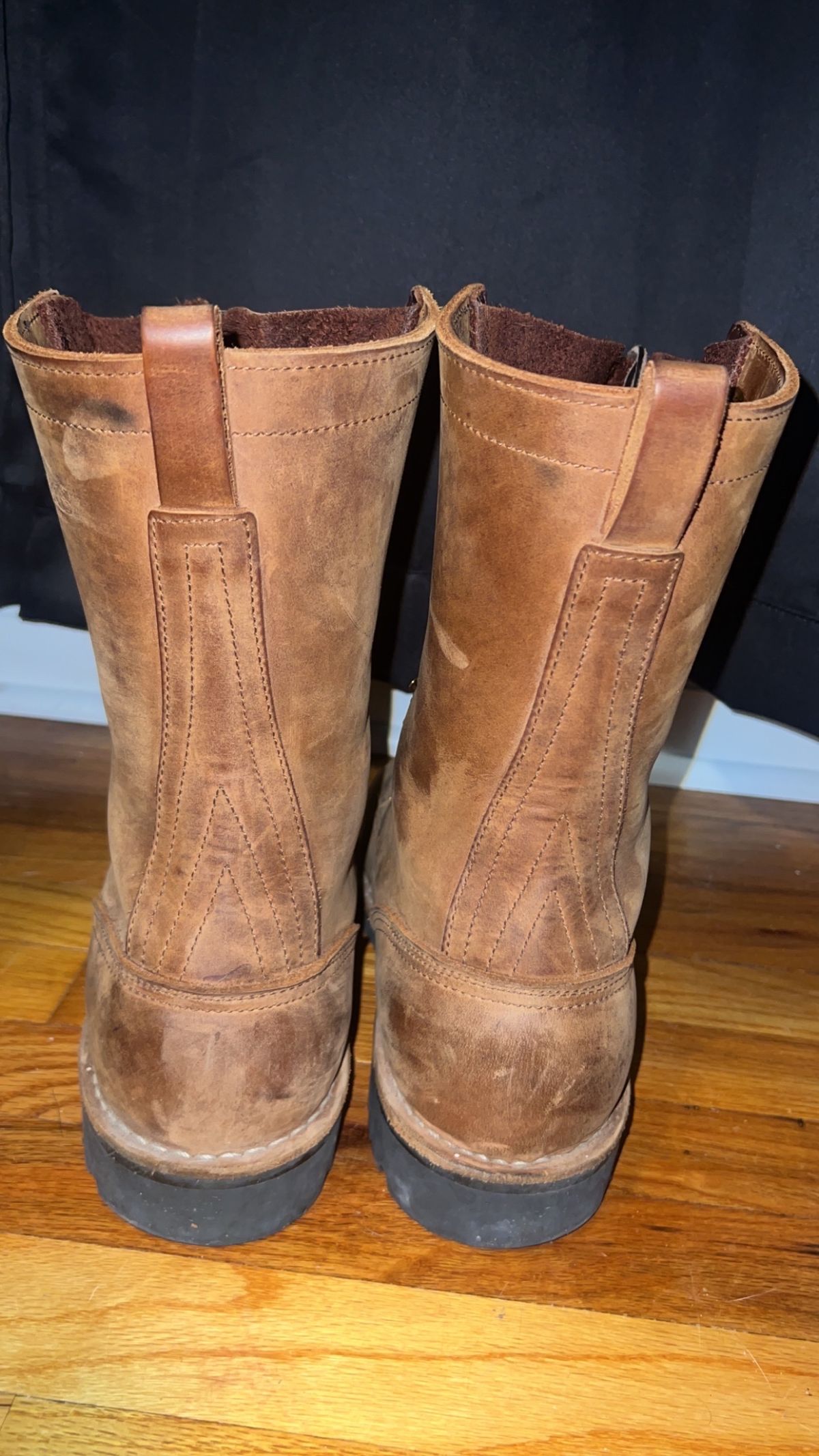 Photo by joji_k on December 6, 2023 of the Nicks WaterWork in Seidel WeatherShield Brown.