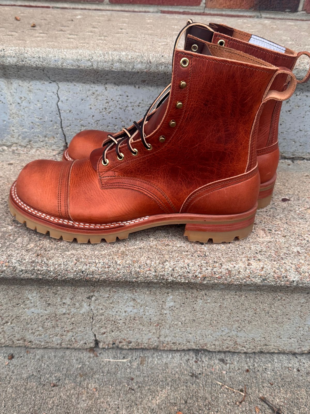 Photo by joji_k on October 2, 2025 of the Nicks DomePro in Horween English Tan Dublin.
