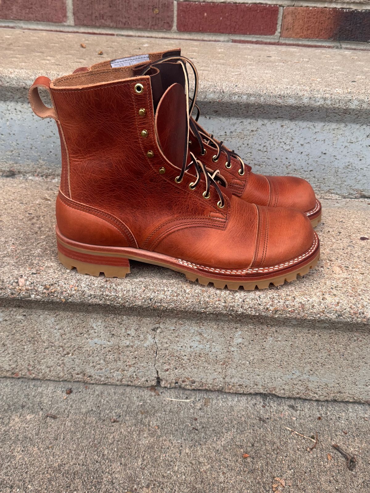Photo by joji_k on October 2, 2025 of the Nicks DomePro in Horween English Tan Dublin.
