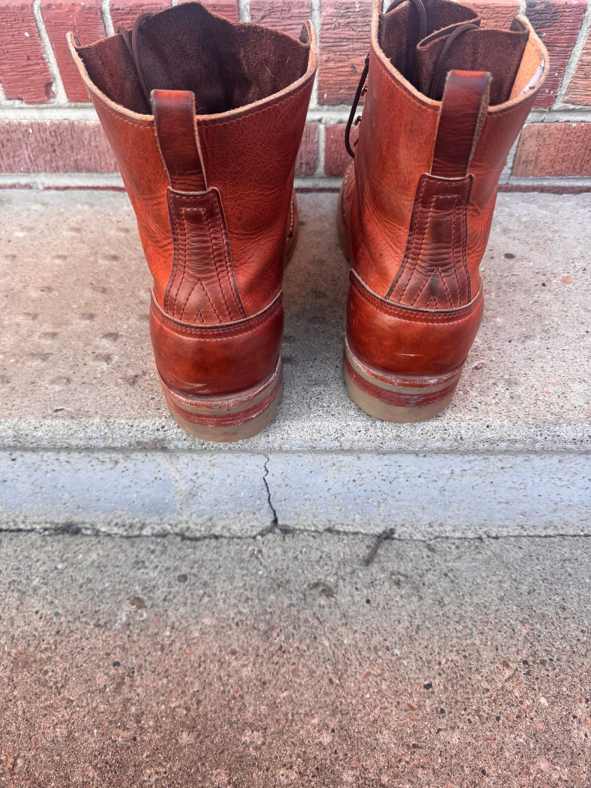 Photo by joji_k on December 3, 2025 of the Nicks DomePro in Horween English Tan Dublin.