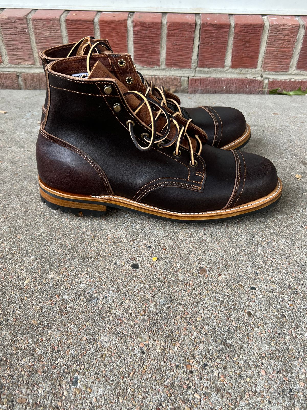 Photo by joji_k on November 6, 2023 of the Truman Service Boot in Horween Java Waxed Flesh.