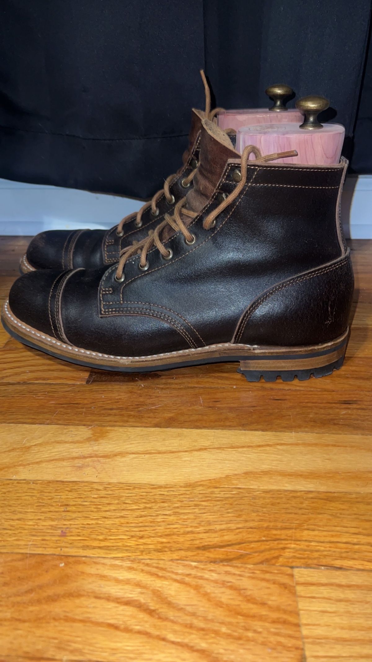 Photo by joji_k on December 6, 2023 of the Truman Service Boot in Horween Java Waxed Flesh.