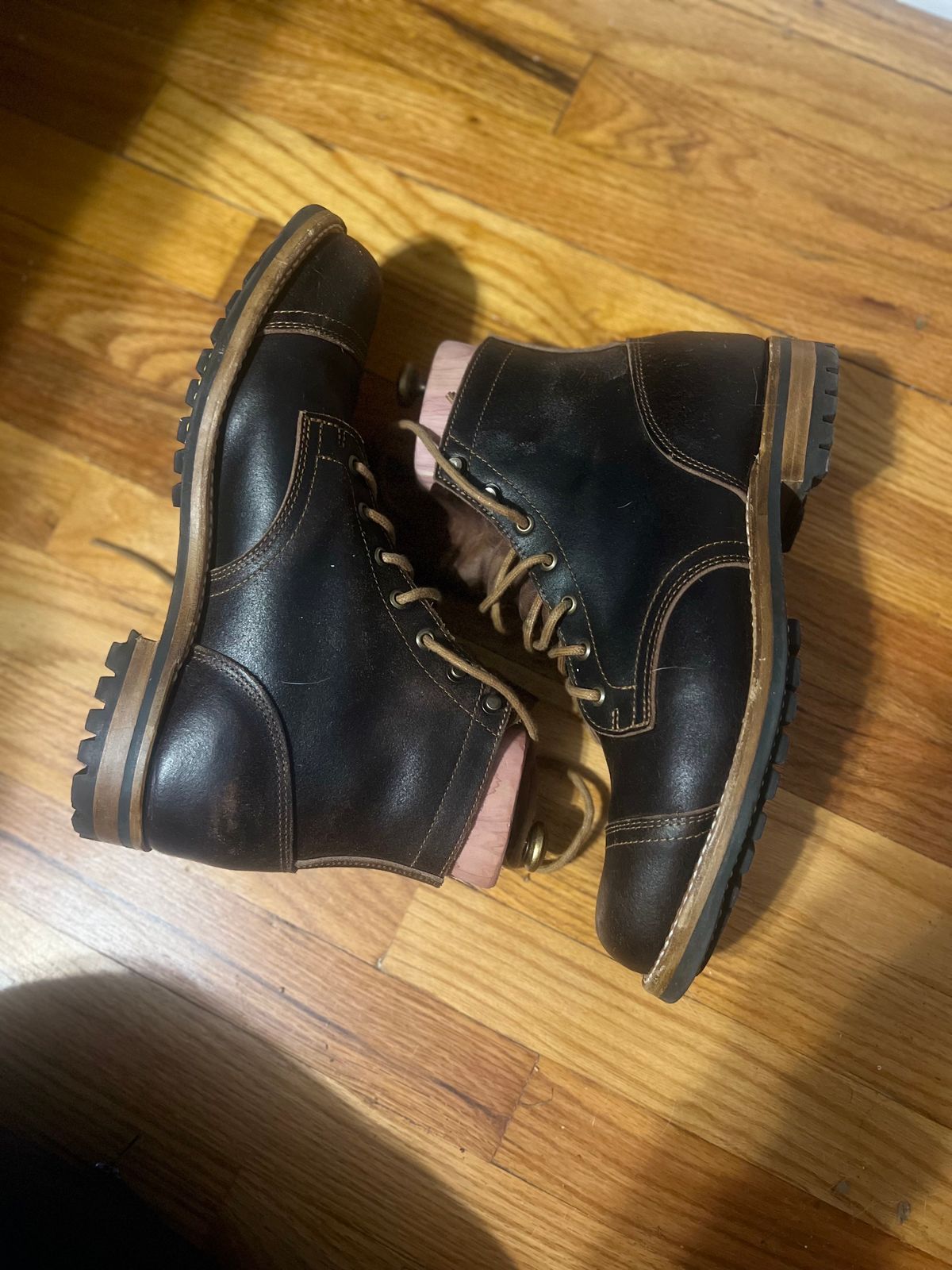 Photo by joji_k on January 5, 2024 of the Truman Service Boot in Horween Java Waxed Flesh.