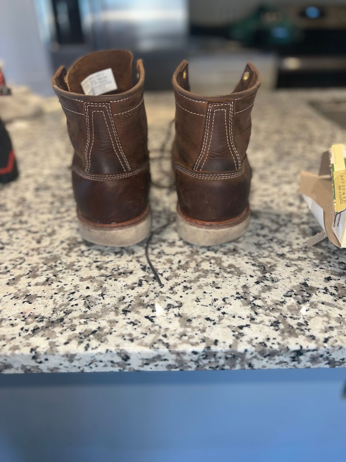 Photo by joji_k on January 5, 2023 of the White's Perry in Unknown Leather.
