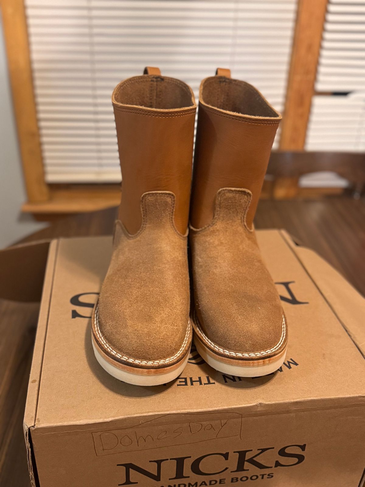 Photo by joji_k on October 1, 2024 of the Nicks Wellington in Seidel 1964 Tan Roughout & Seidel 1964 Tan.