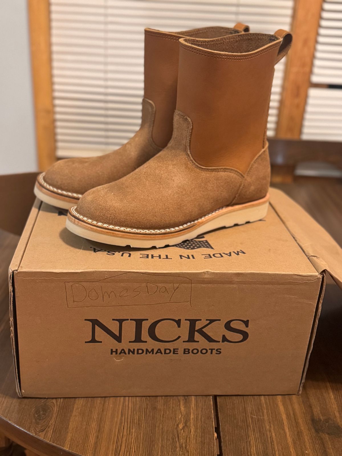 Photo by joji_k on October 1, 2024 of the Nicks Wellington in Seidel 1964 Tan Roughout & Seidel 1964 Tan.