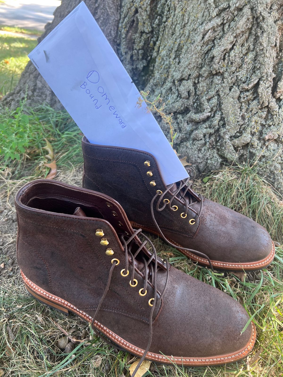 Photo by joji_k on October 1, 2023 of the Parkhurst The Allen in Dark Chocolate Roughout.