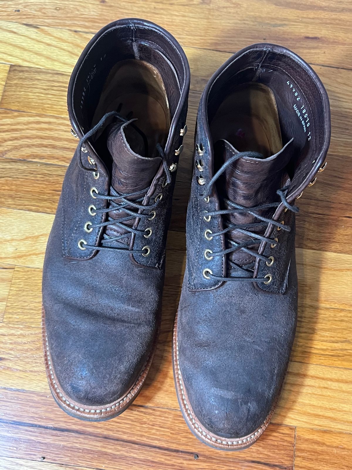 Photo by joji_k on November 6, 2023 of the Parkhurst The Allen in Dark Chocolate Roughout.