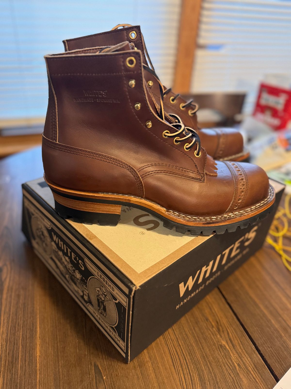 Photo by joji_k on October 7, 2024 of the White's Bounty Hunter in British Tan.