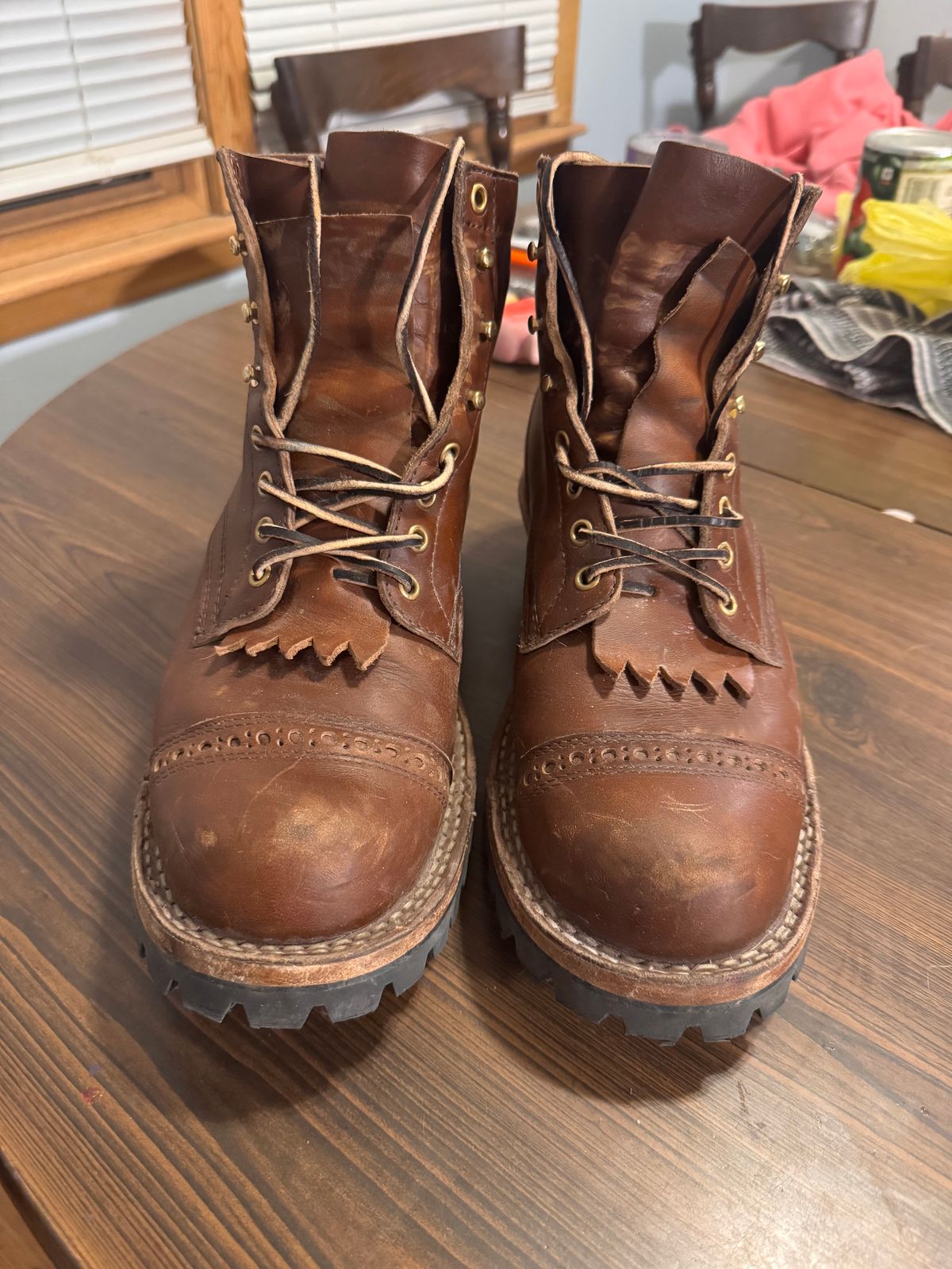Photo by joji_k on December 3, 2024 of the White's Bounty Hunter in British Tan.