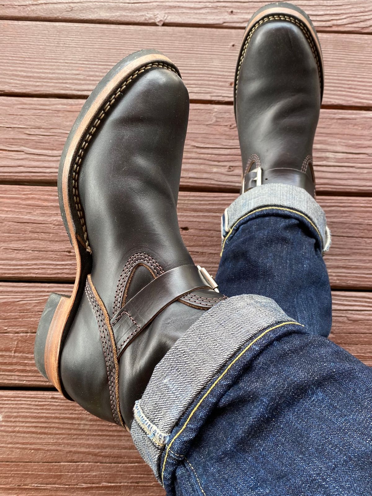 Photo by 3135movt on March 28, 2022 of the Wesco Mister Lou in Horween Black Teacore Chromexcel.