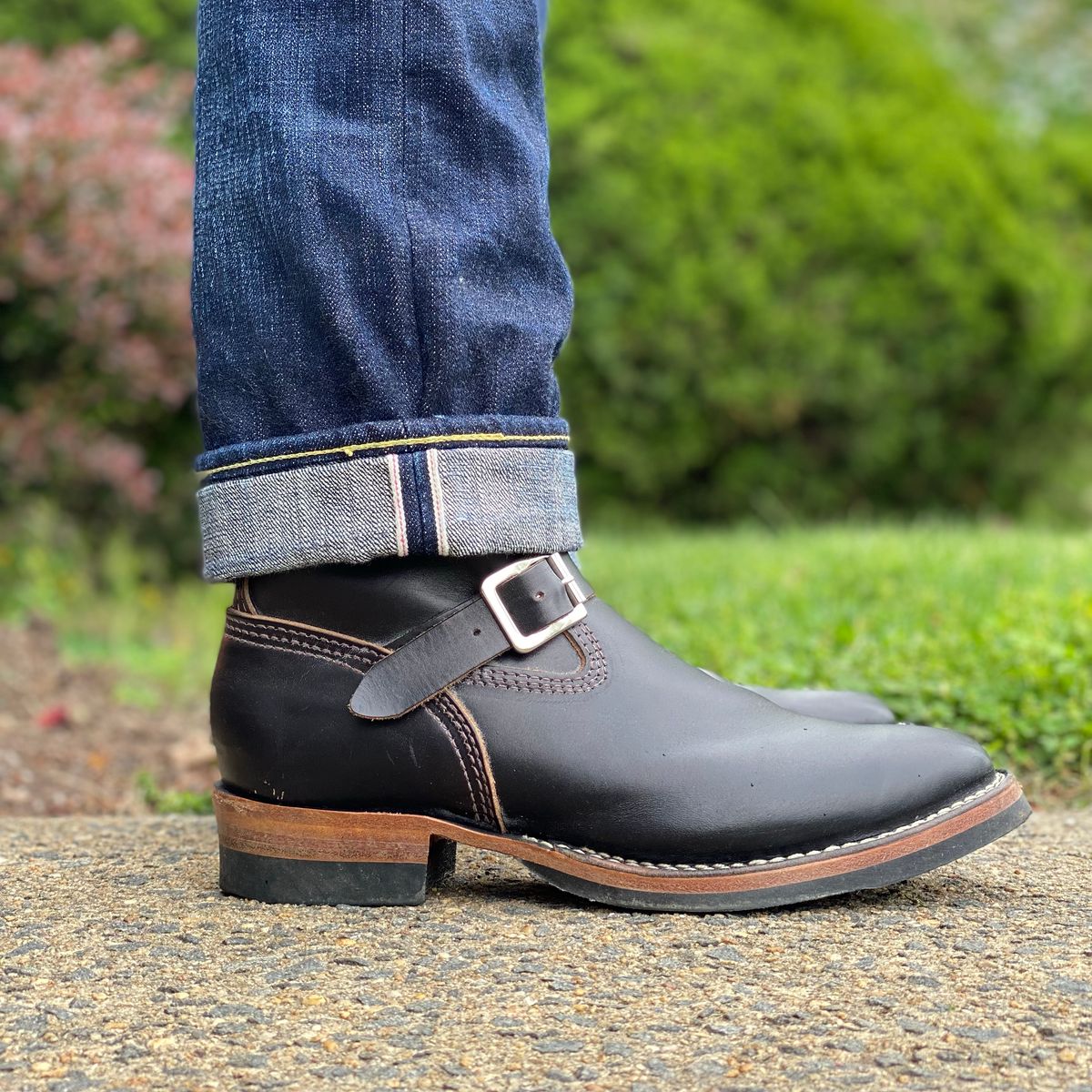 Photo by 3135movt on October 4, 2021 of the Wesco Mister Lou in Horween Black Teacore Chromexcel.