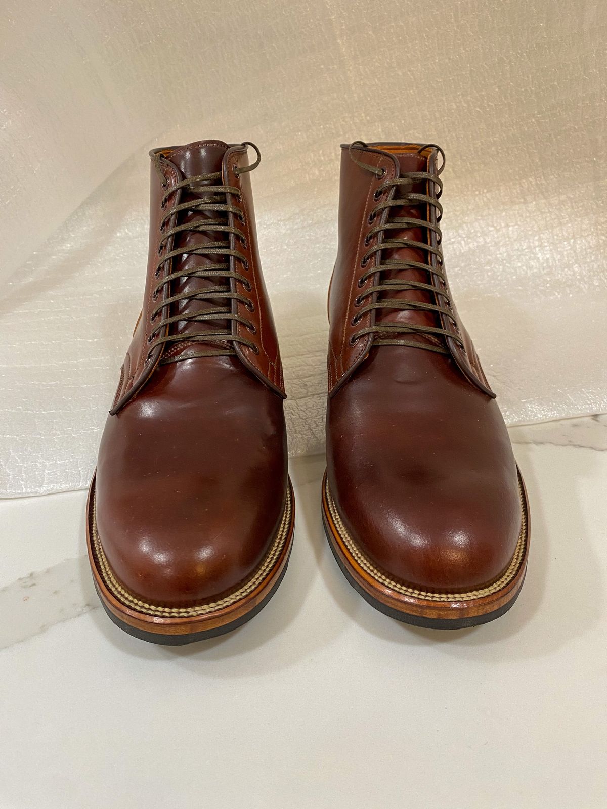 Photo by 3135movt on October 1, 2022 of the Viberg Service Boot in Horween Color 4 Shell Cordovan.