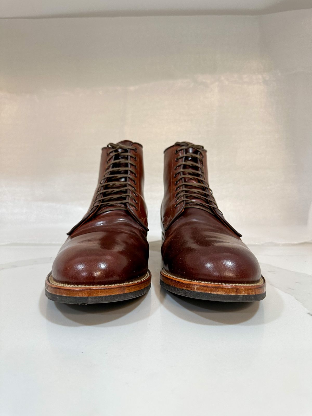 Photo by 3135movt on November 6, 2022 of the Viberg Service Boot in Horween Color 4 Shell Cordovan.