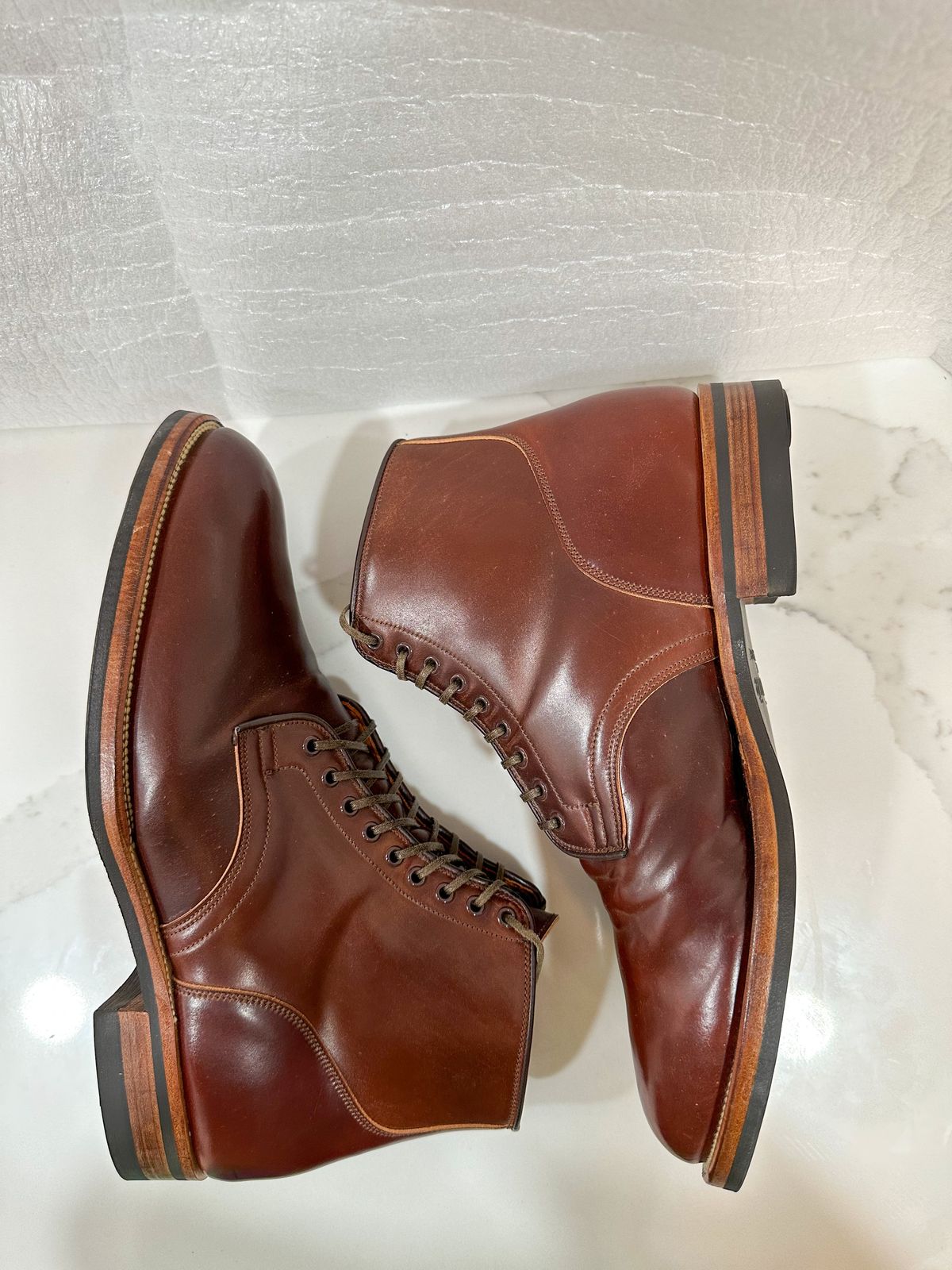 Photo by 3135movt on December 6, 2022 of the Viberg Service Boot in Horween Color 4 Shell Cordovan.