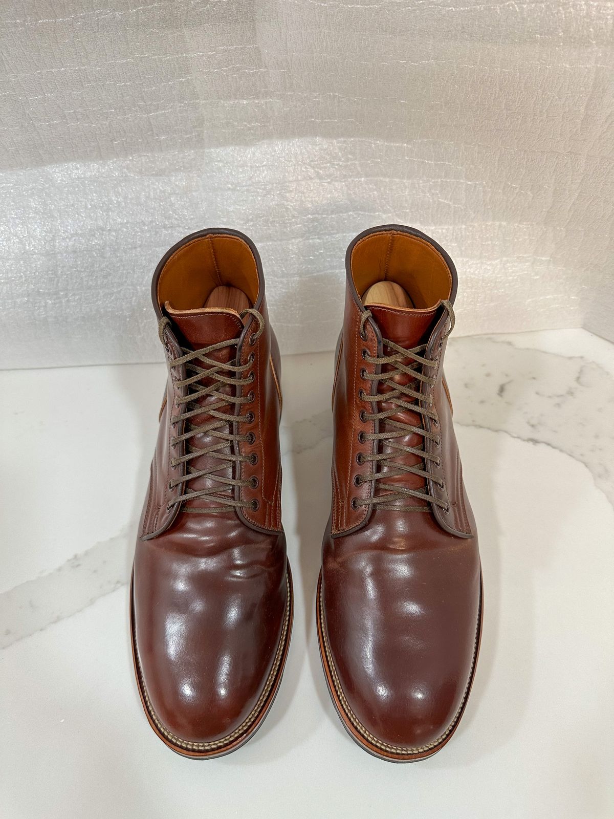 Photo by 3135movt on December 6, 2022 of the Viberg Service Boot in Horween Color 4 Shell Cordovan.