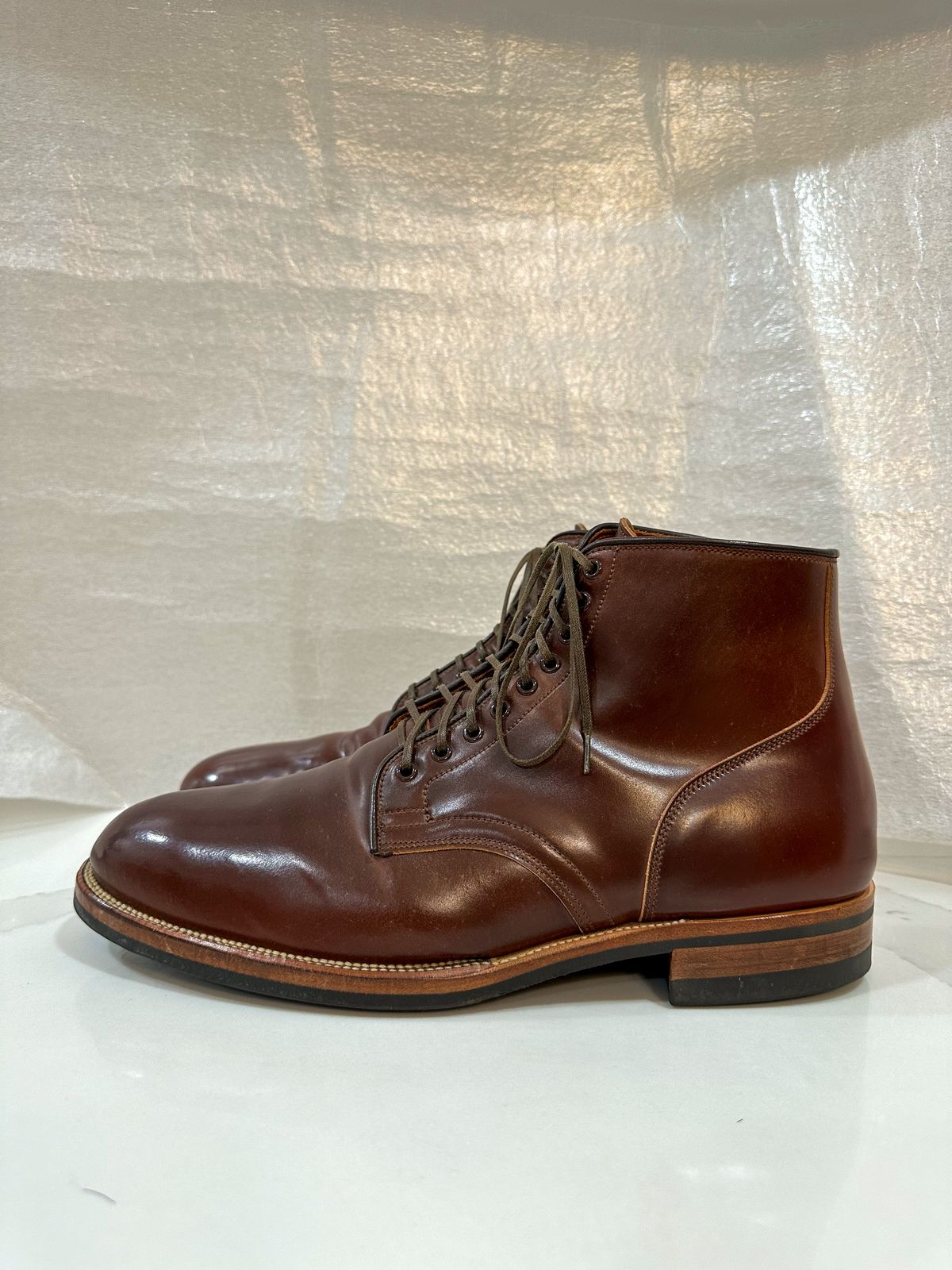 Photo by 3135movt on January 6, 2023 of the Viberg Service Boot in Horween Color 4 Shell Cordovan.