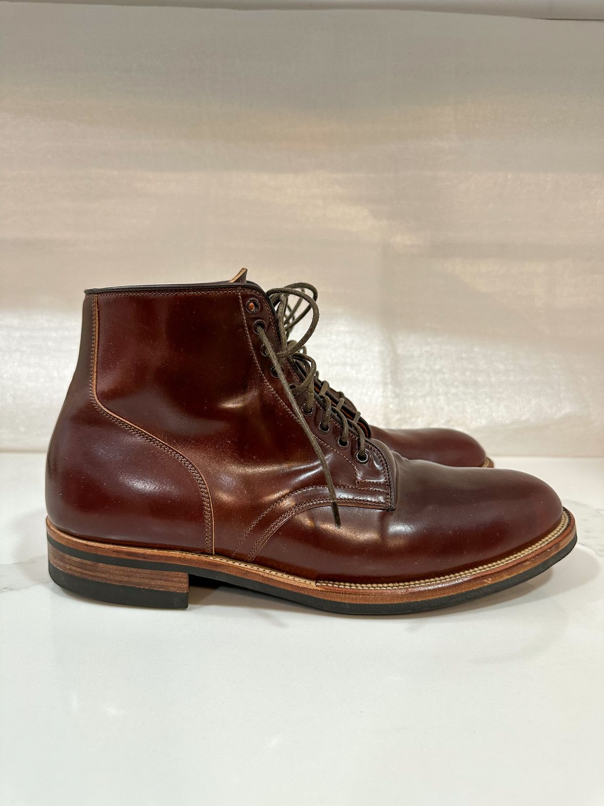 Photo by 3135movt on February 6, 2023 of the Viberg Service Boot in Horween Color 4 Shell Cordovan.