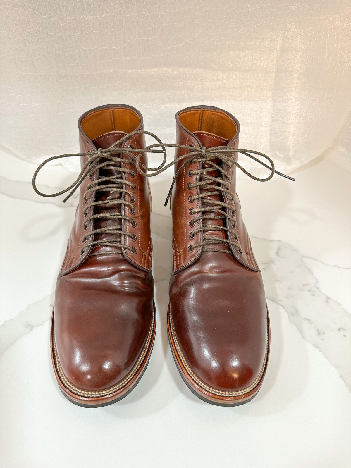 Photo by 3135movt on April 6, 2023 of the Viberg Service Boot in Horween Color 4 Shell Cordovan.