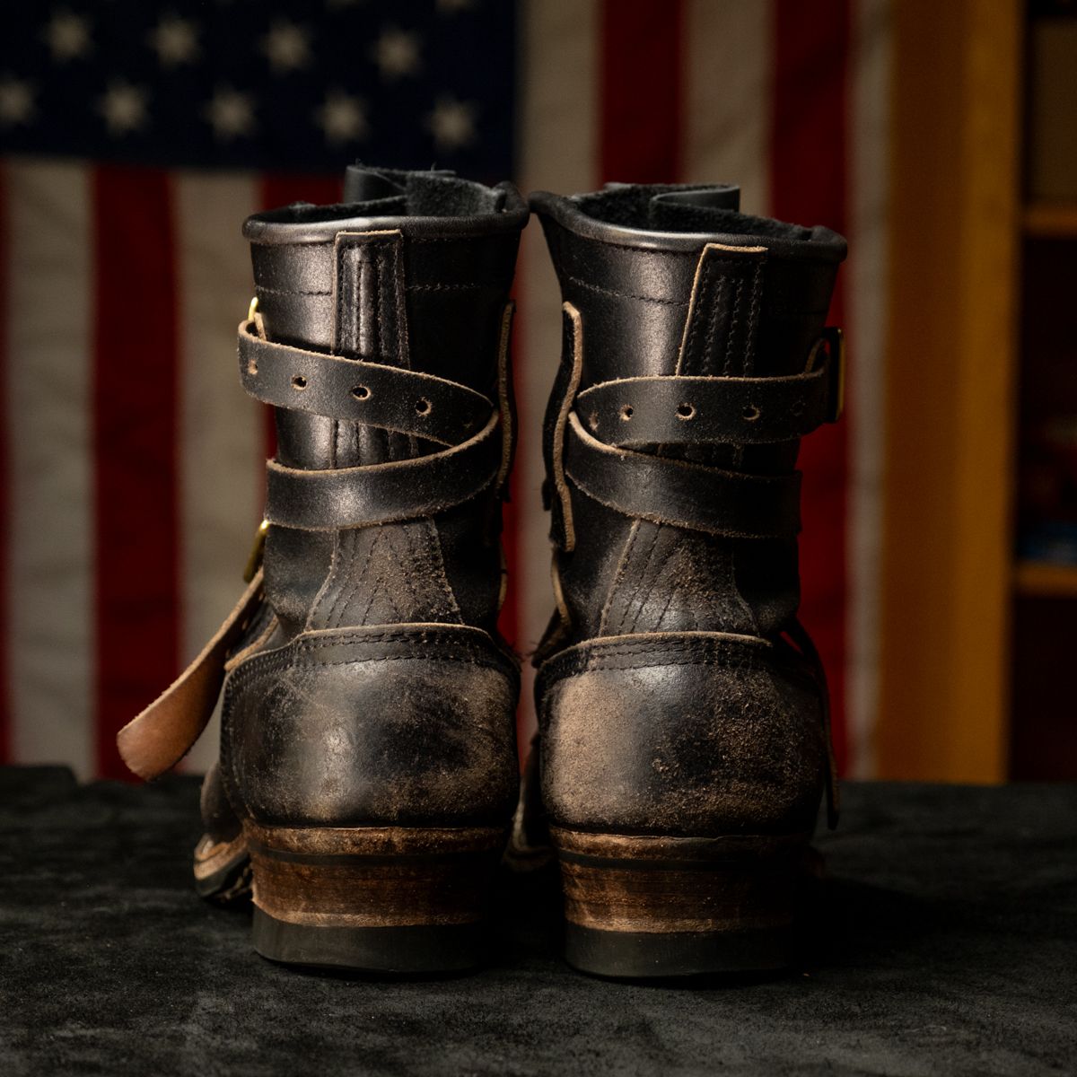 Photo by camwerten on December 6, 2023 of the Nicks Heritage TankerPro in Horween Black Waxed Flesh.