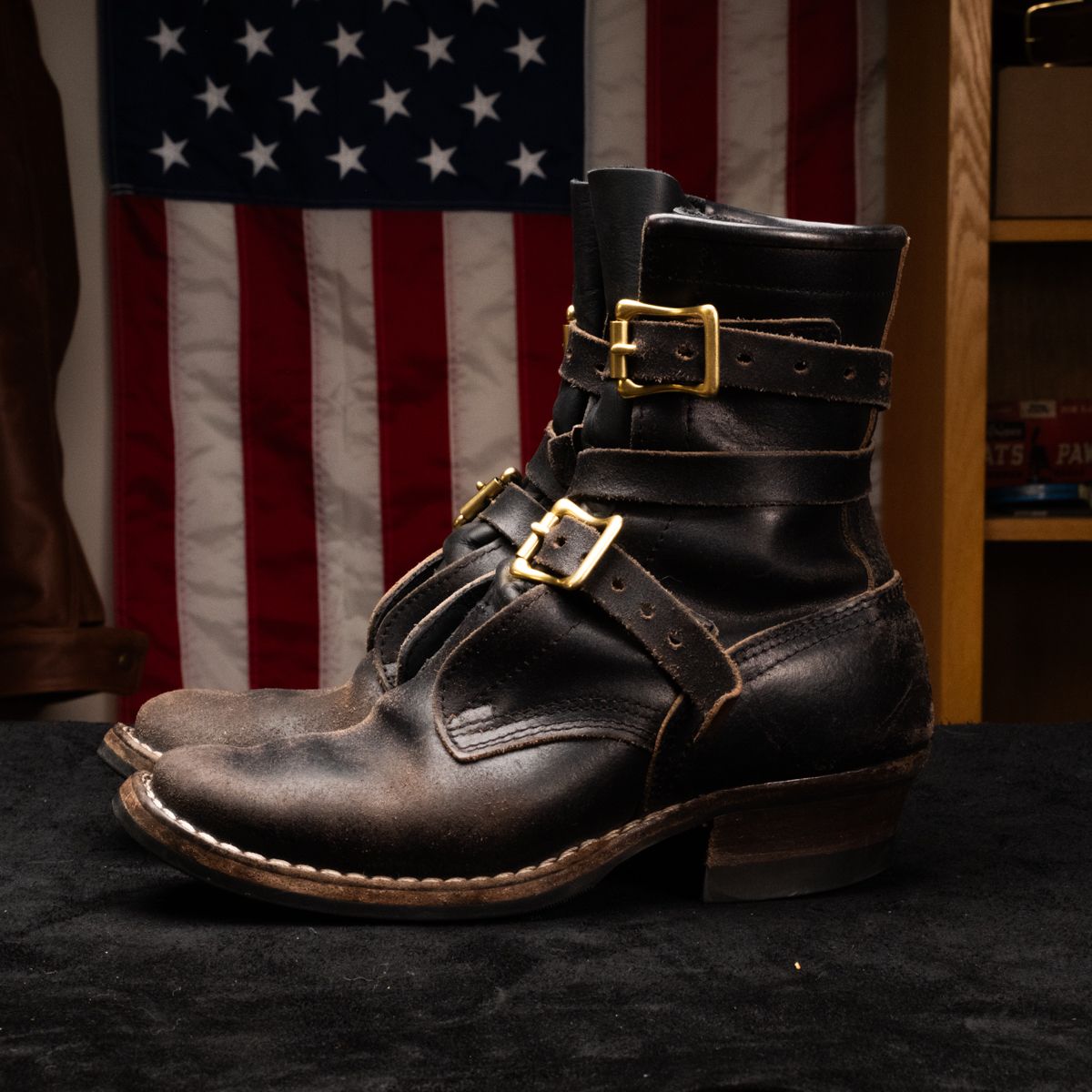 Photo by camwerten on January 2, 2024 of the Nicks Heritage TankerPro in Horween Black Waxed Flesh.