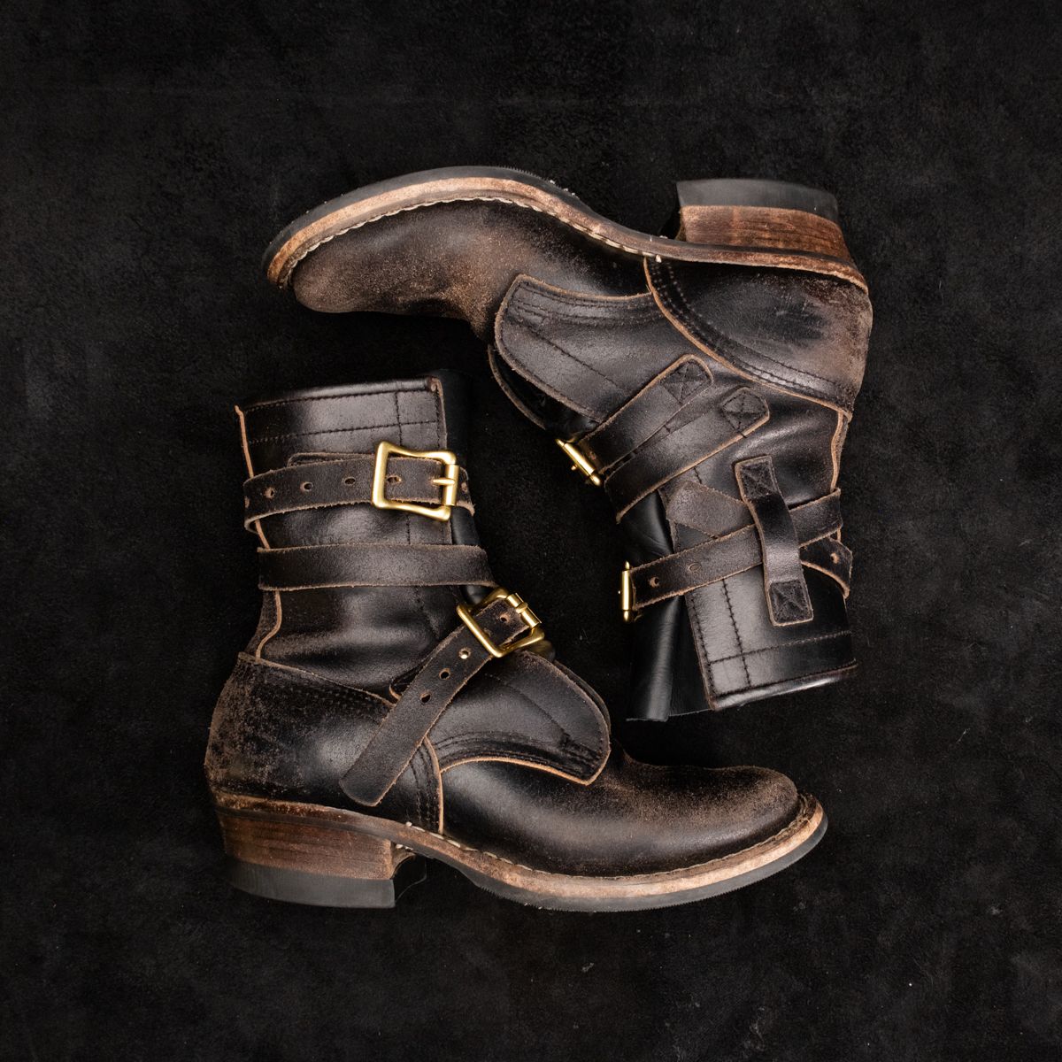 Photo by camwerten on January 2, 2024 of the Nicks Heritage TankerPro in Horween Black Waxed Flesh.