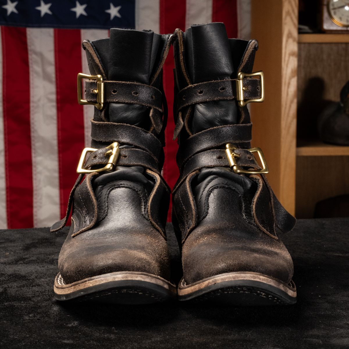 Photo by camwerten on February 5, 2024 of the Nicks Heritage TankerPro in Horween Black Waxed Flesh.