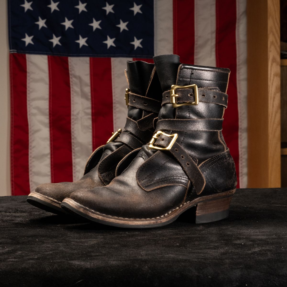 Photo by camwerten on February 5, 2024 of the Nicks Heritage TankerPro in Horween Black Waxed Flesh.