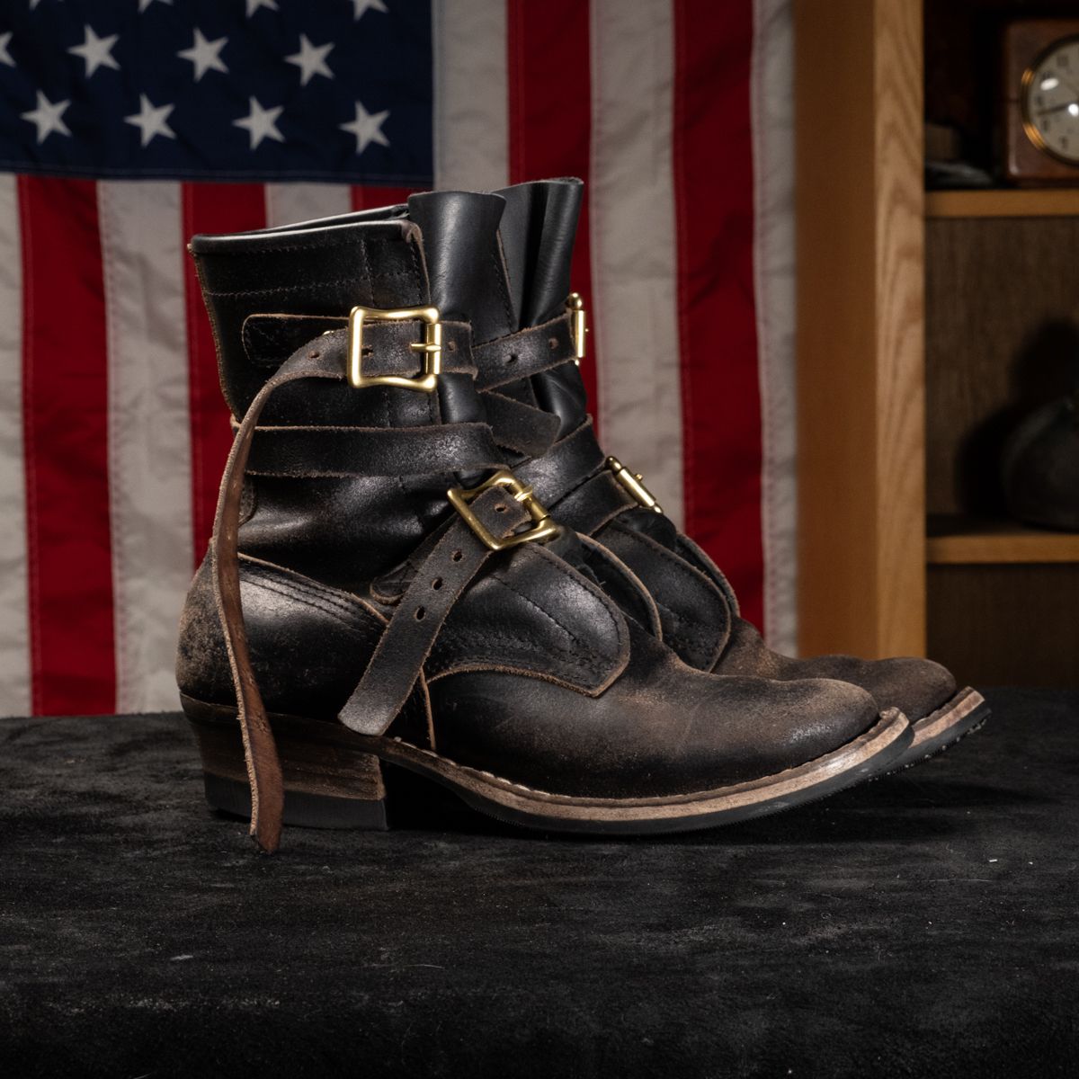Photo by camwerten on February 5, 2024 of the Nicks Heritage TankerPro in Horween Black Waxed Flesh.