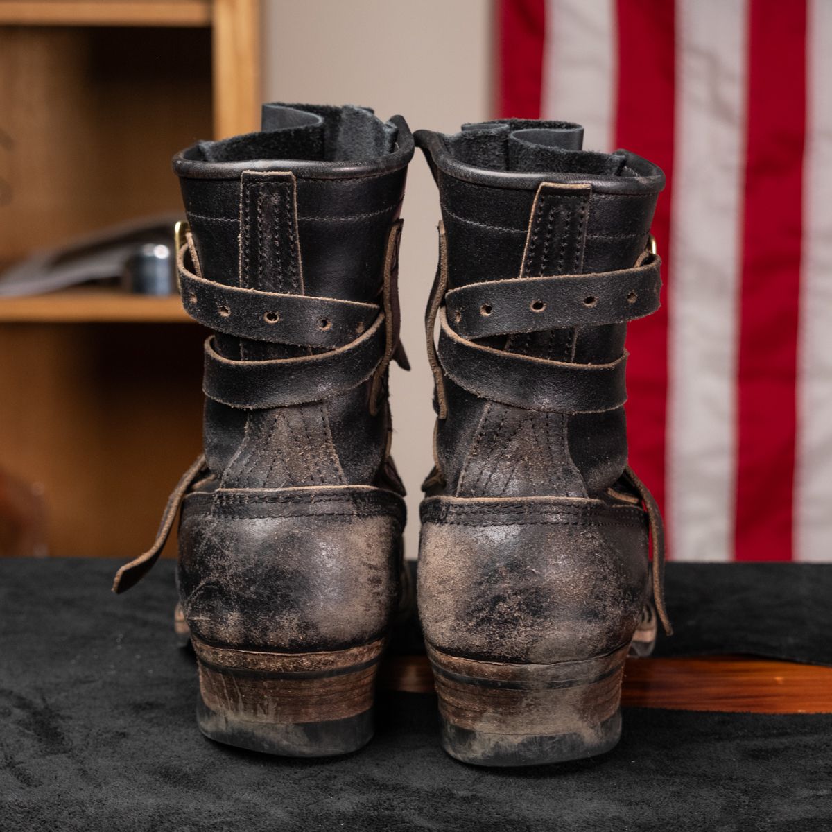 Photo by camwerten on March 5, 2024 of the Nicks Heritage TankerPro in Horween Black Waxed Flesh.