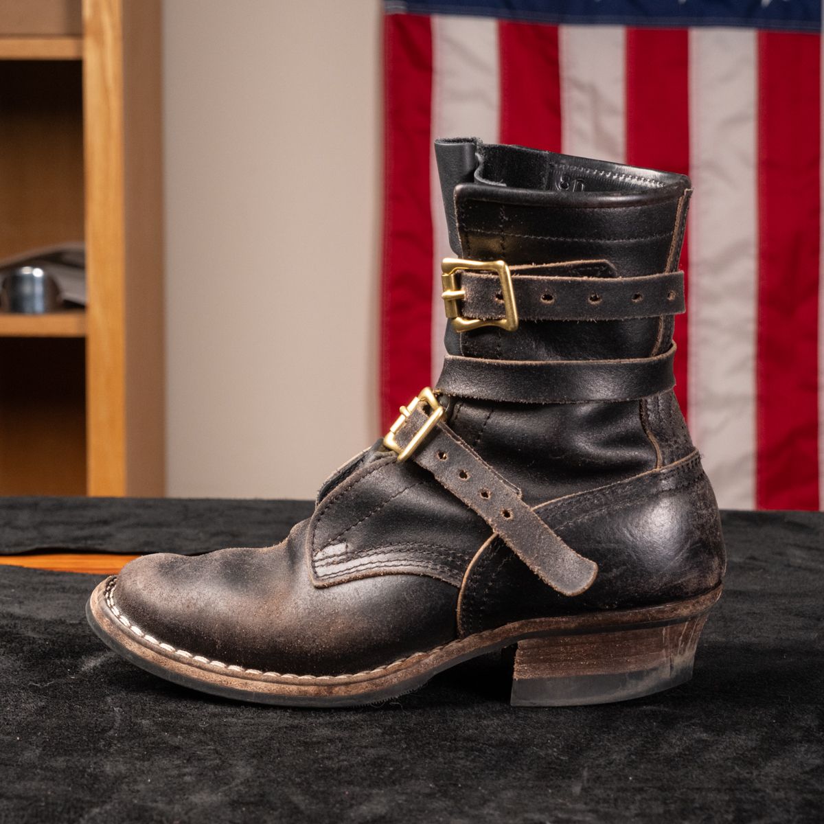 Photo by camwerten on March 5, 2024 of the Nicks Heritage TankerPro in Horween Black Waxed Flesh.